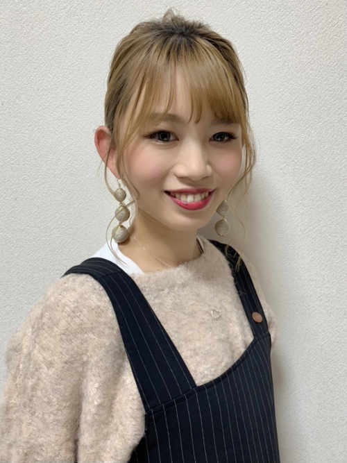 秋元菜織